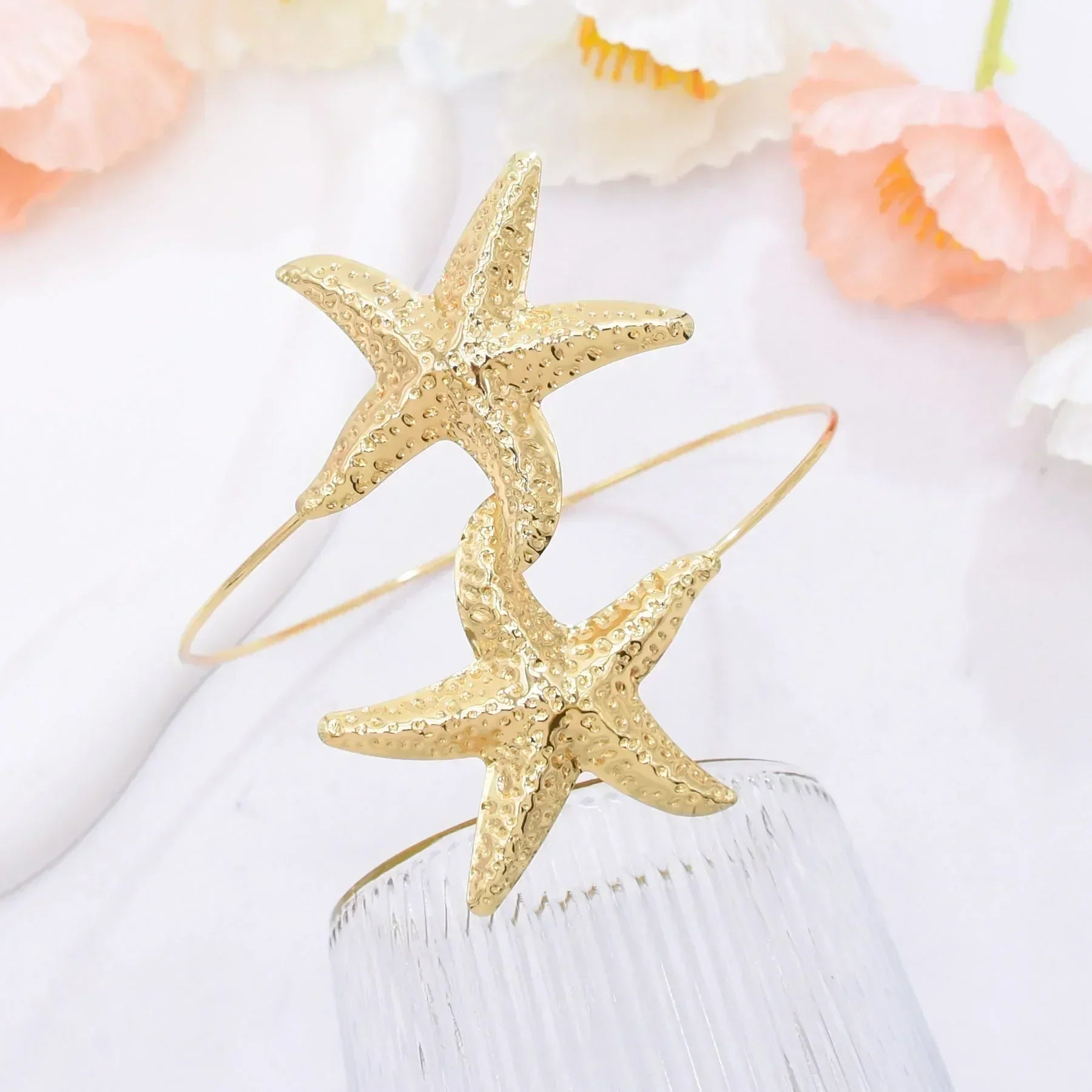 New Fashion Golden Alloy 2 Starfish Arm Bracelet for Women  Summer Beach \Dance Party Cuff Bracelets Jewlery Accessories Gifts