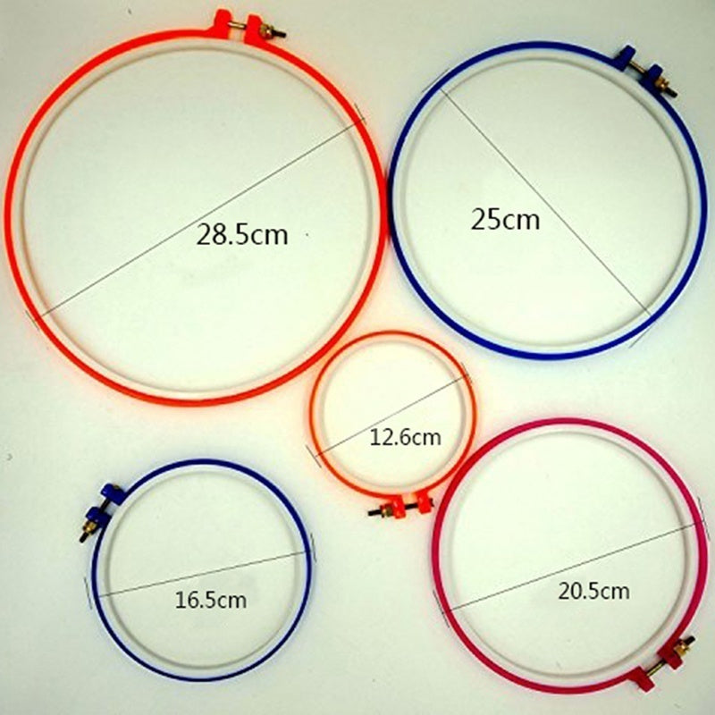 5-Piece Plastic Embroidery Hoop Set – Adjustable Rings